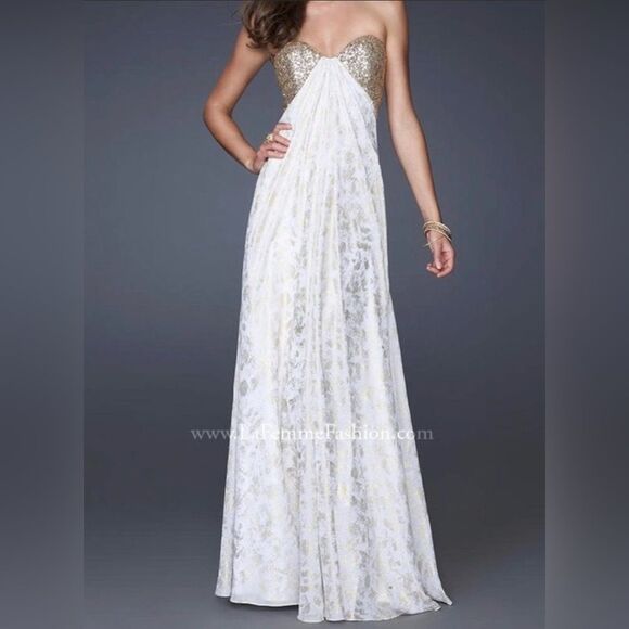 La Femme Gold Sequin Sweetheart A-Line Strapless Maxi Gown Size 2 Formal Prom - Picture 1 of 10